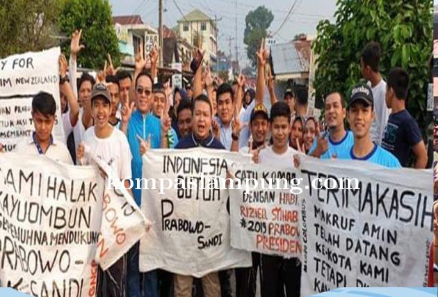 Belasan Ribu Pendukung Kemenangan Prabowo-Sandi Ikut Jalan Sehat