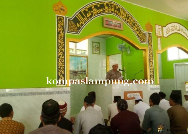 Kasat Binmas Polres Tanggamus Jumling di Lapas Kota Agung