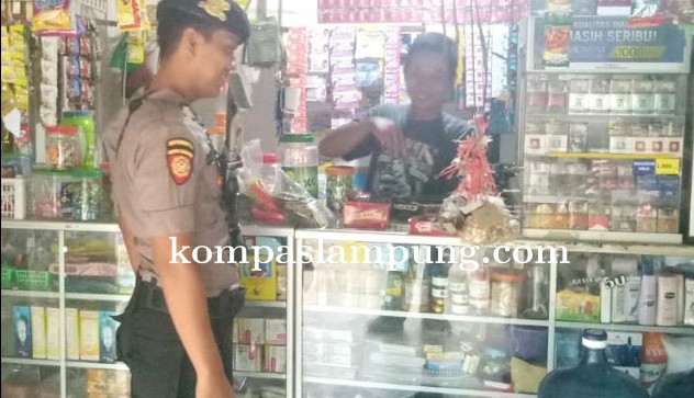 Mencegah Tindak Kejahatan, Personil Polsek Metro Pusat Patroli Dialogis