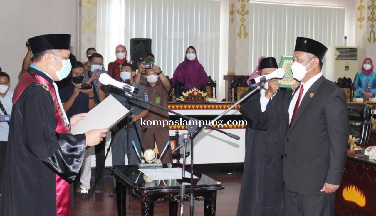 Wakil Ketua I DPRD Kota Metro Resmi di Lantik 