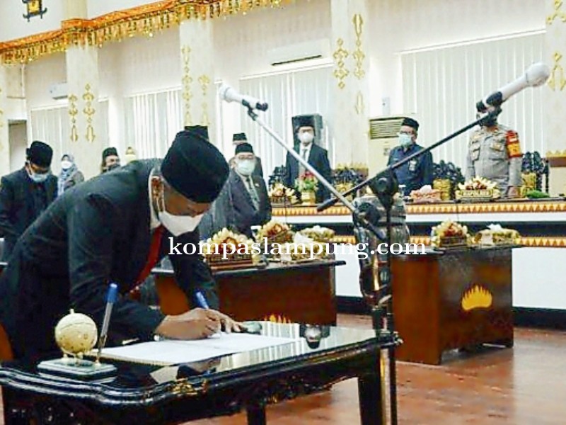 Basuki Jadi Wakil Ketua I DPRD Metro Lampung, Ria Hartini Jabat Ketua Fraksi PDIP