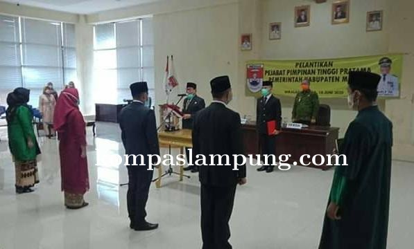 Bupati Mesuji Saply TH Resmi Melantik 4 Pejabat Tinggi Pratama Atau Eselon II