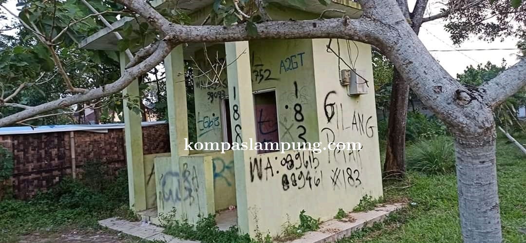 Taman Lapangan Amor Yosomulyo Kembali Dikeluhkan