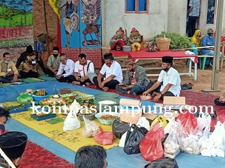 Kebersamaan Warga Purwosari, Gelar Ritual Syukuran Di Bulan Syuro