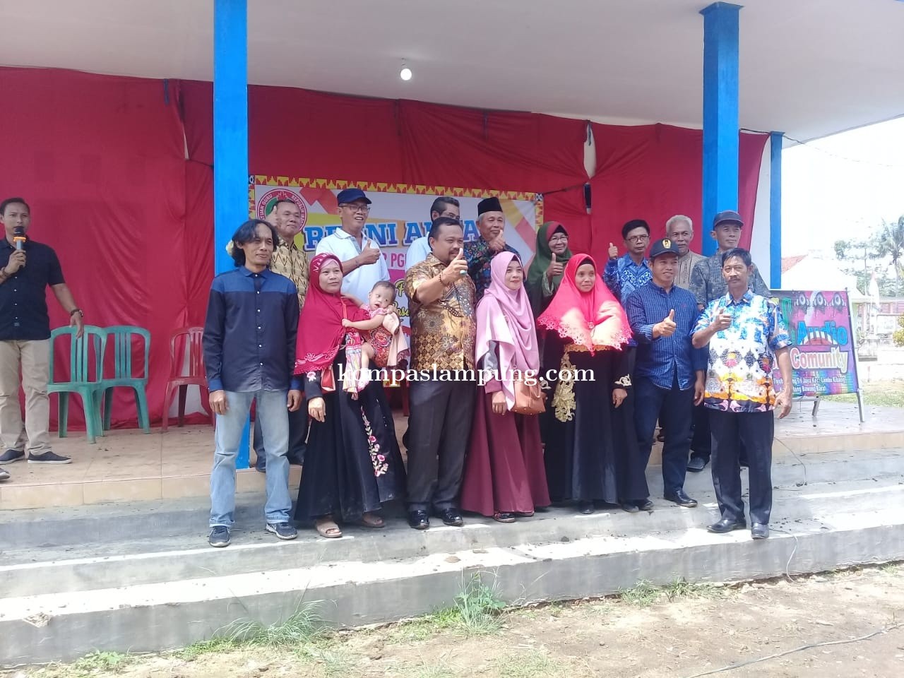 SMP PGRI Kecamatan Lambu Kibang Kabupaten Tulang Bawang Barat Menggelar Kegiatan Reuni Akbar