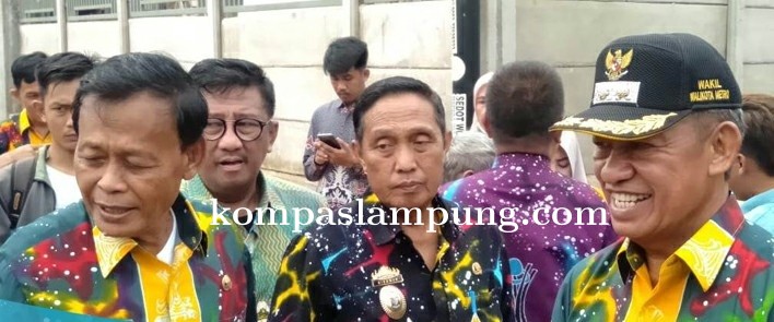 Walikota Dan Wakil Walikota  Metro Meninjau Lokasi Banjir
