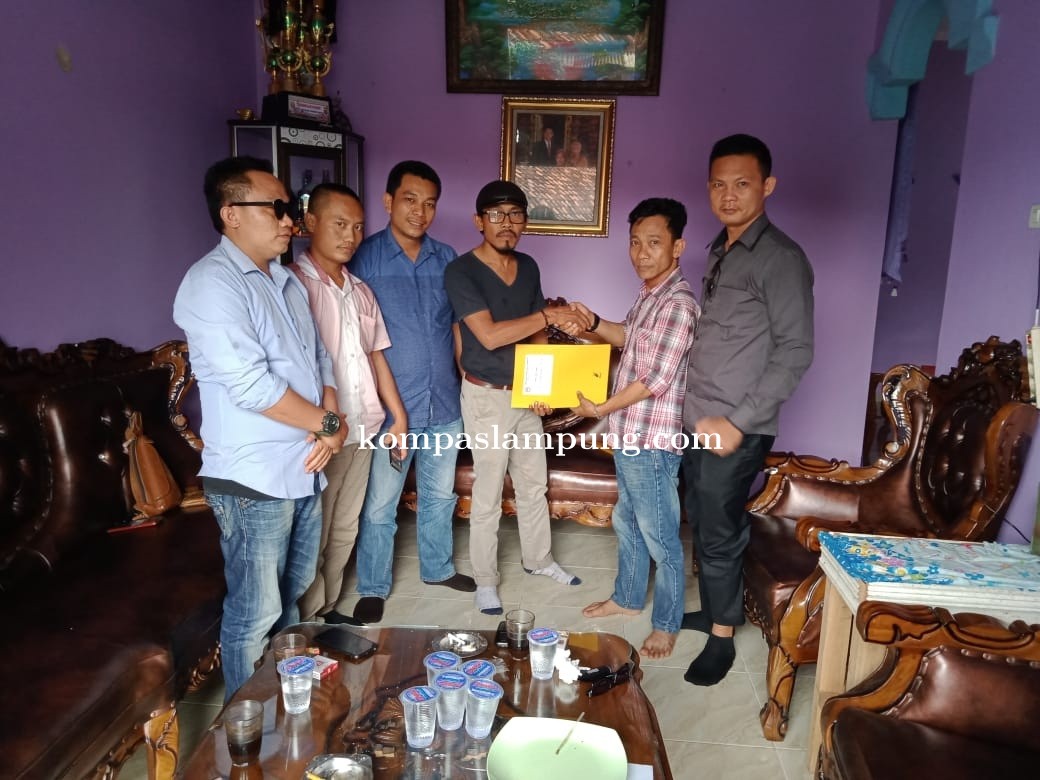 Aminudin, FPII Korwil Waykanan Yang Baru Terima SK Harus Independent Dan Menjaga Marwah FPII