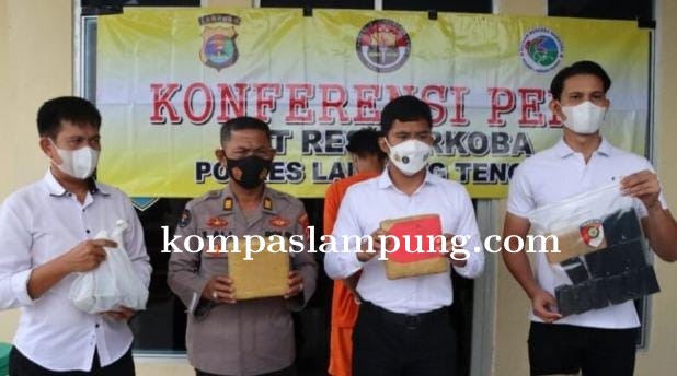 Polres Lampung Tengah Adakan Konfrensi Pers terkait Ungkap Kasus Ganja 3,6kg