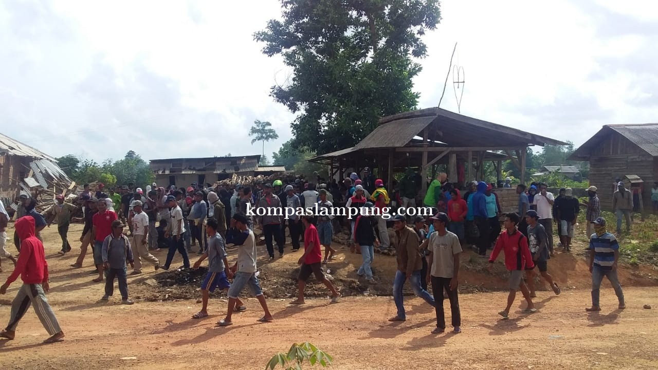 Kerusuhan Kembali Pecah Di Wilayah Kawasan Register 45 Mesuji