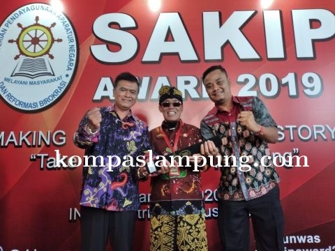 Metro Kembali Sabet Predikat B Pada Acara Sakip Award Tahun 2019