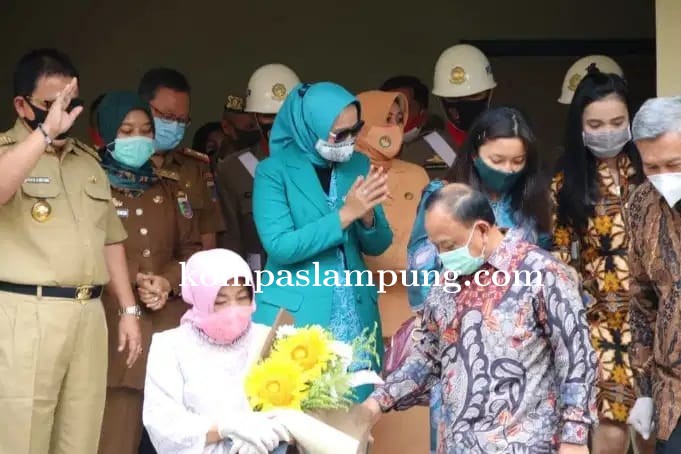 Gubernur Lampung Lepas Pejabat Paripurna Tugas