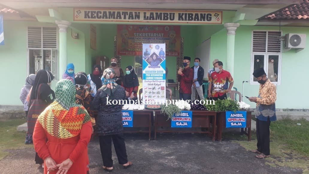 TP PKK Lambu Kibang Bagikan Lauk Dan Sayur Mayur