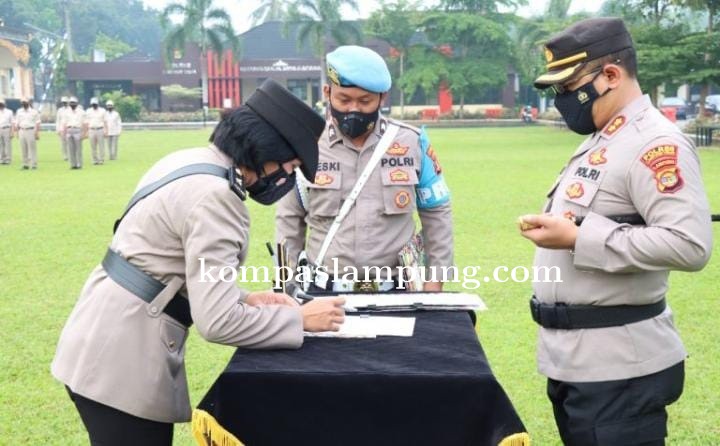 Kapolres Lampung Timur Laksanakan Setijab Beberapa Perwira Di Polres Lamtim