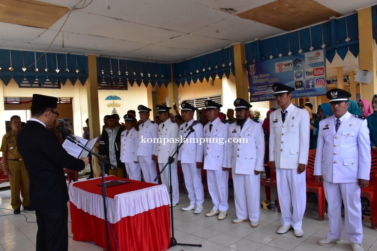 Adipati Lantik 8 Pj Kakam Kecamatan Blambangan Umpu Dan Baradatu