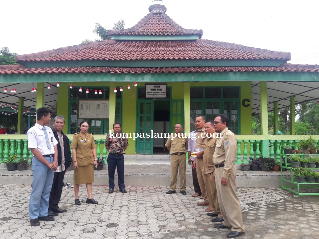 Yuk Ulurkan Tangan, Bantu Pembangunan Masjid SMAN 4 Metro