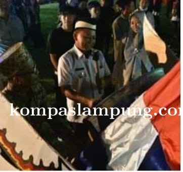 Bupati Lamtim Buka Acara Testival 1000 Obor Dan Takbir Keliling BATANGHARI 
