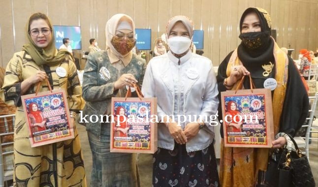 Kerap Berdayakan Kaum Perempuan, Bunda Winarni Diundang Dalam Event Professional Women’s Week di Jak
